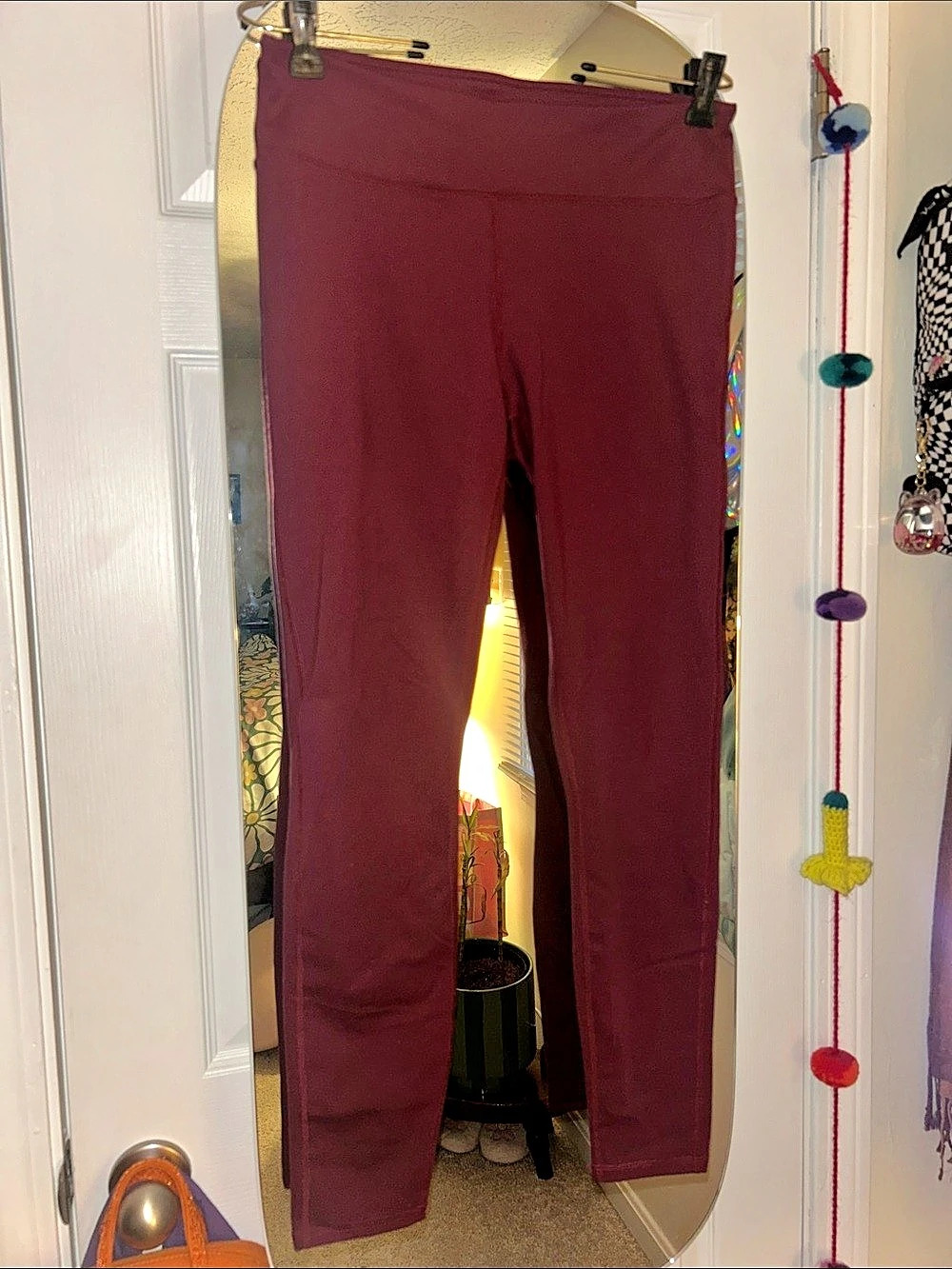 Fabletics PowerHold High-Waisted Pocket Legging burgundy